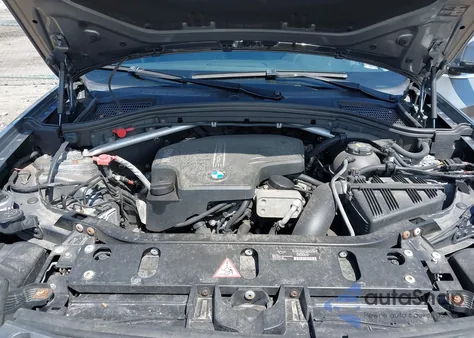 2015 BMW X3 xDrive28I z USA, uszkodzony, nr VIN 5UXWX9C50F0D57447